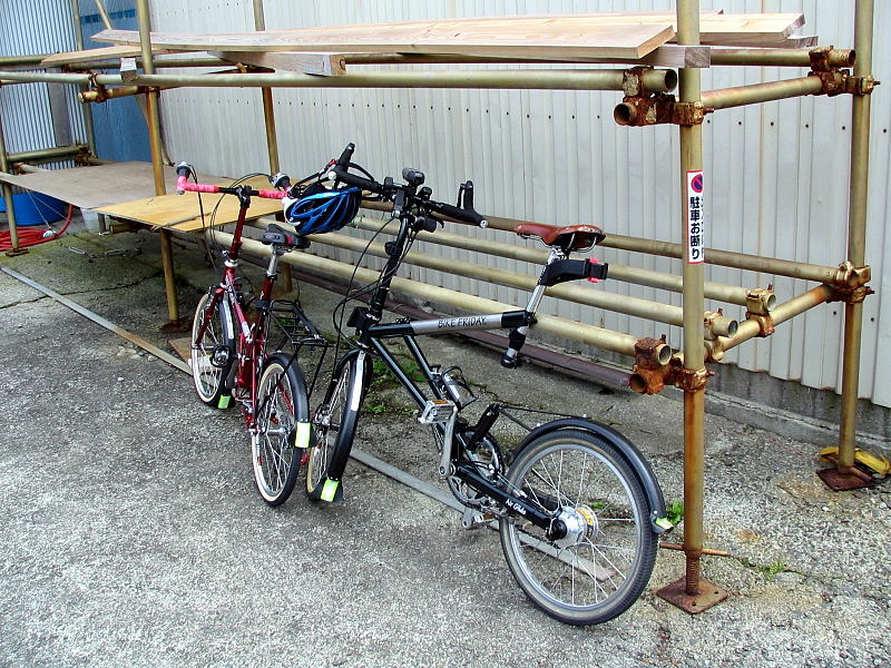 先発二人の自転車