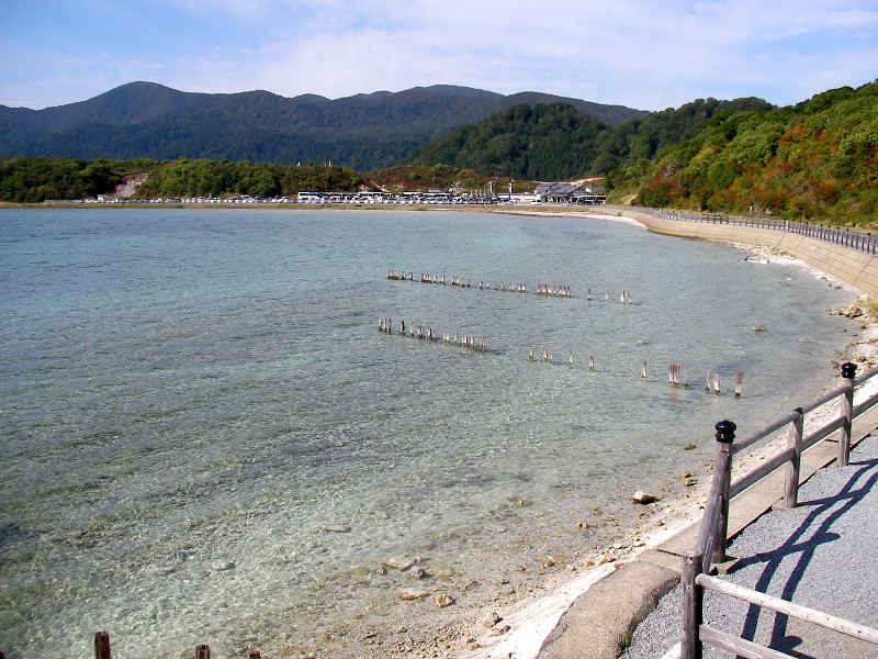 宇曽利山湖