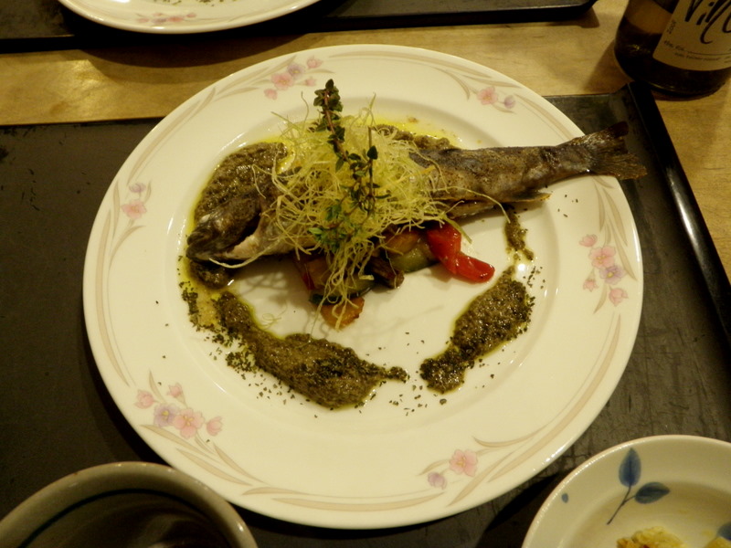 魚山菜主体の料理